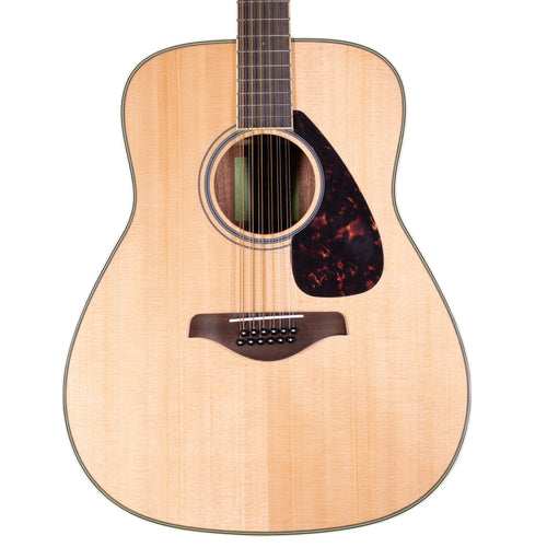 Yamaha 12-String Folk Guitar, Sitka Spruce Top, Mahogany Back/Sides, Die Cast Chrome Tuners, Natural