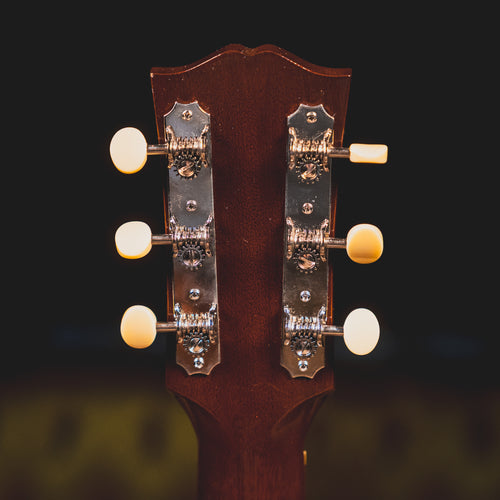 2022 Gibson Custom Shop J-45 Banner '42 Acoustic-Electric Guitar, Vintage Sunburst w/ OHSC - Used