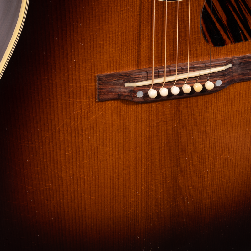 Gibson Acoustic Murphy Lab '42 Banner Southern Jumbo Guitar, Light Aged, Vintage Sunburst