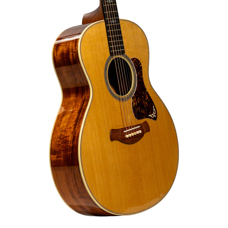 Taylor Gold Label 814e Koa Super Auditorium Acoustic-Electric Guitar, Natural
