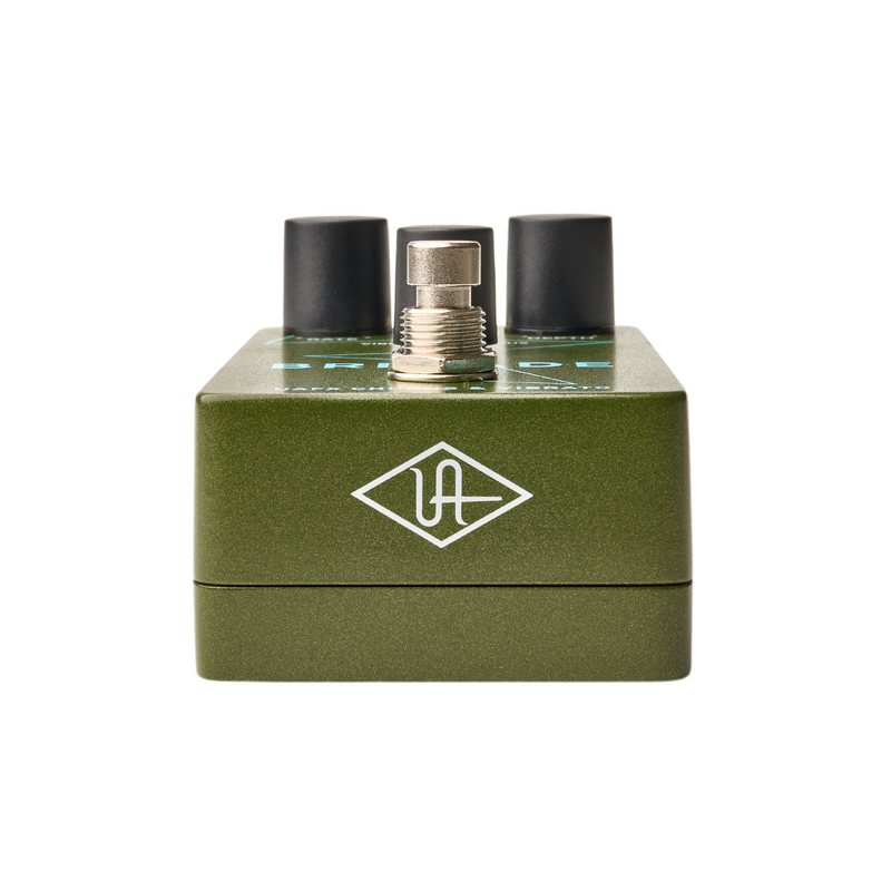 Universal Audio Brigade Chorus and Vibrato Effect Pedal