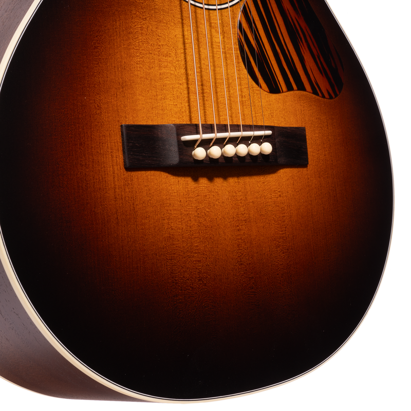 Iris Guitar Company BB Acoustic Guitar, Sitka Spruce Top, Mahogany Back/Sides, Tobacco Burst