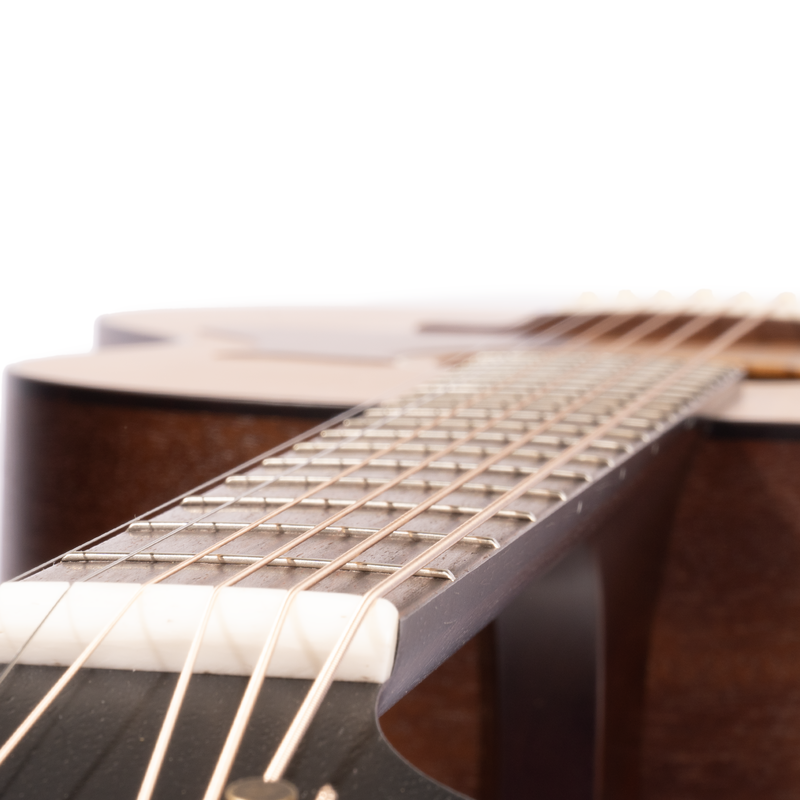 Iris Guitar Company OG Acoustic Guitar with Tortoise Binding and Pickguard, Natural