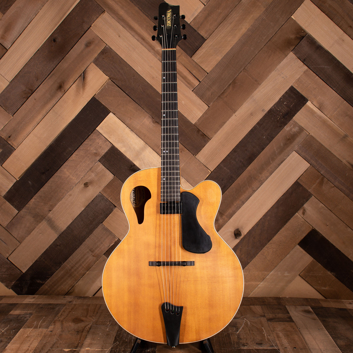 2000 Tacoma AJF22CE5 Archtop Acoustic Guitar, Natural with HC - Used