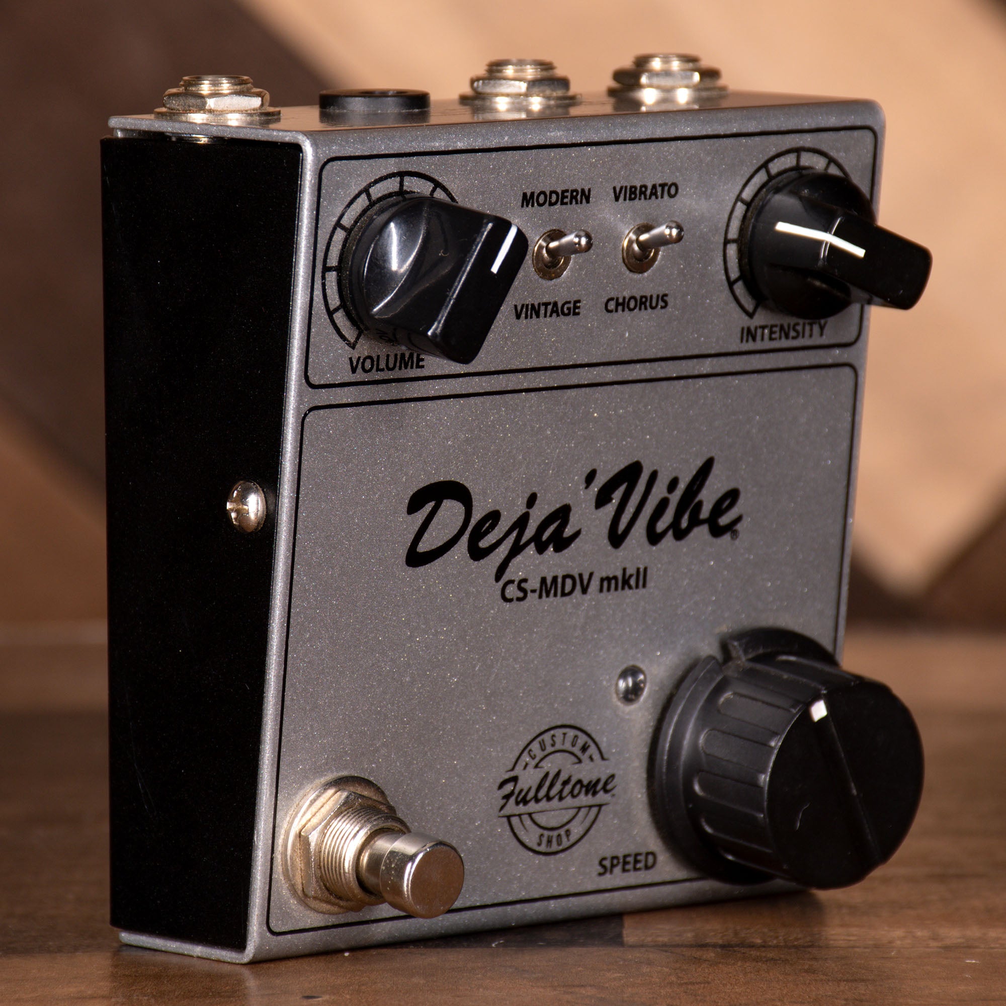 Fulltone Deja Vibe CS-MDV MKII Effect Pedal - Used – Russo Music