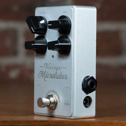 Darkglass Electronics Vintage Microtubes Bass Guitar Preamp Pedal - Us