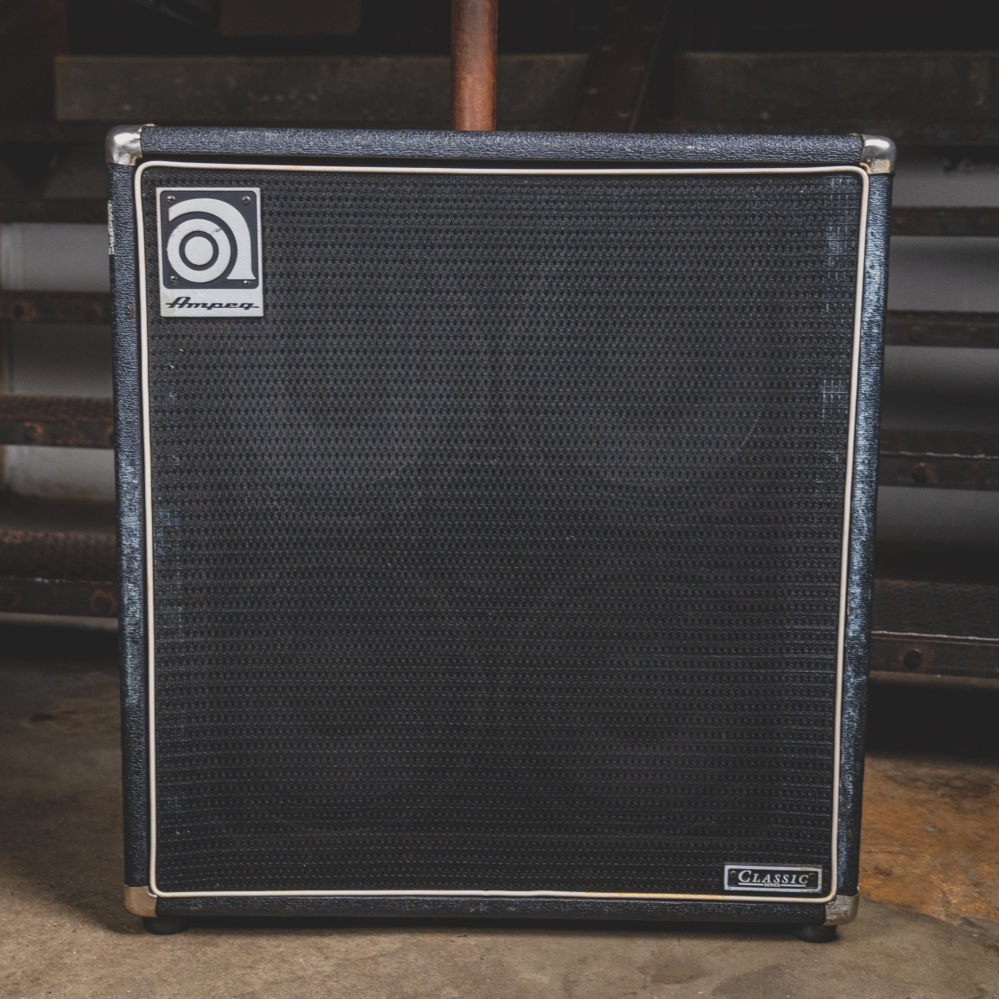 Ampeg 410HEN 4X10