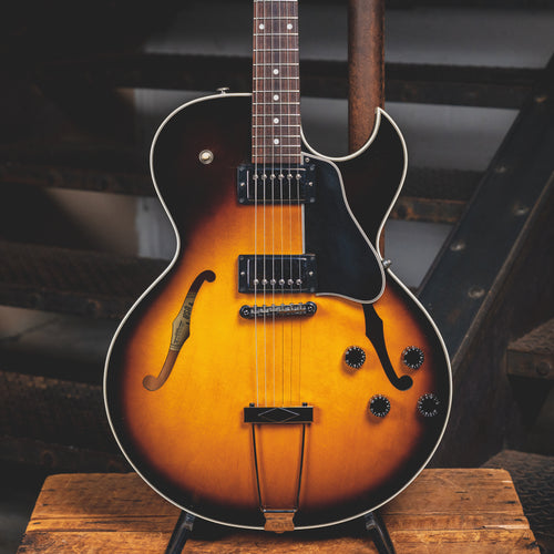 ISS14280C_Gibson_Used_2002_Es1