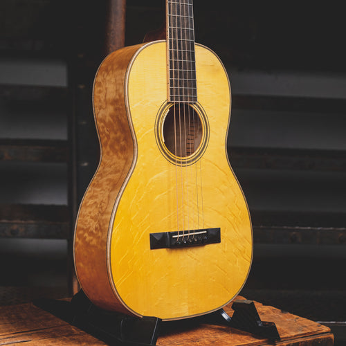 2021 Martin Custom Shop Size 2 Bearclaw Spruce/Quilted Maple Acoustic Guitar, Natural w/ OHSC  - Used