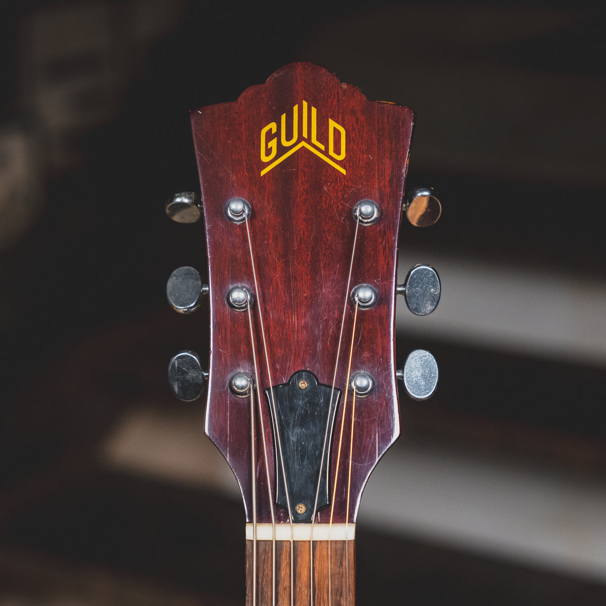 1972 Guild D25-M Acoustic Guitar, Natural w/Hard Case - Used