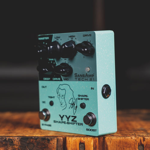 geddy lee yyz pedal Tech21 Geddy Lee Signature SansAmp Bass Guitar Pedal w/ Box