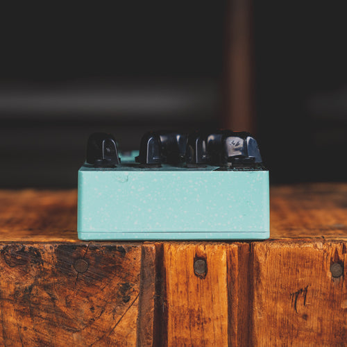 Tech21 Geddy Lee Signature SansAmp Bass Guitar Pedal w/ Box - Used