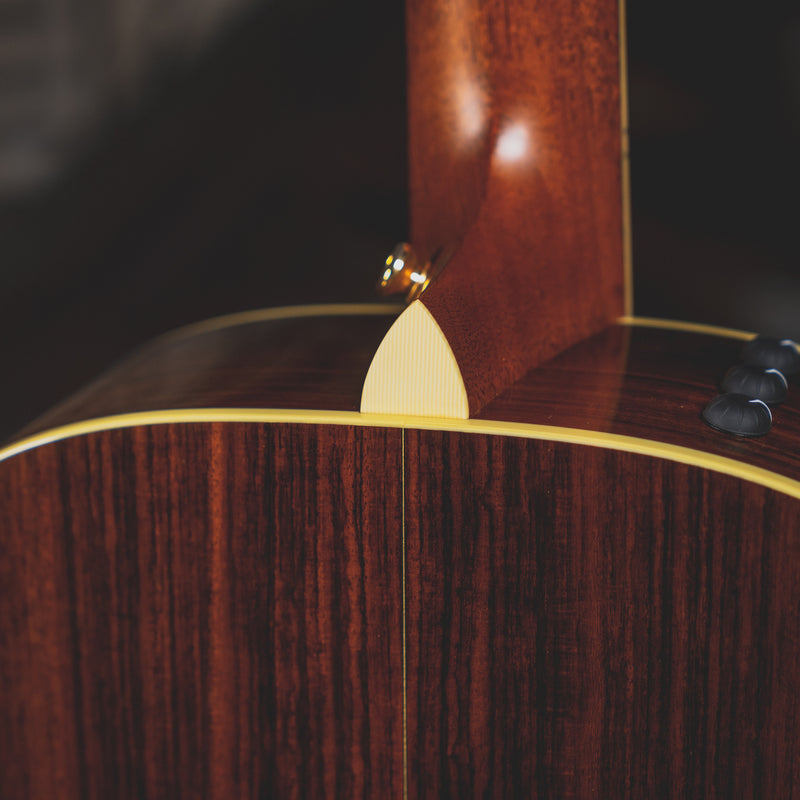 2012 Taylor GSE 12-String Acoustic Guitar, Sitka Spruce Top, Rosewood Back & Sides- Natural