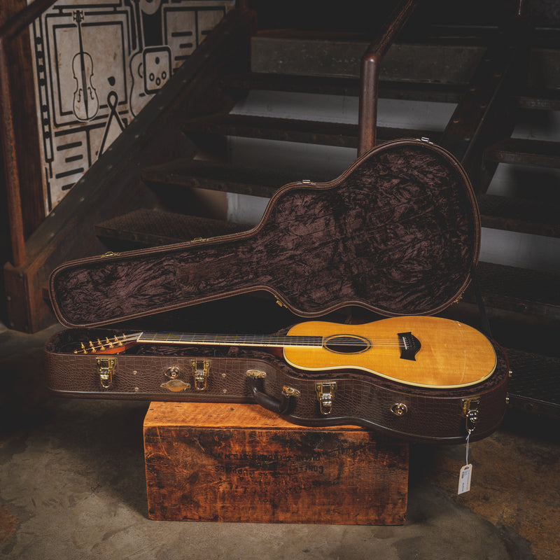 2012 Taylor GSE 12-String Acoustic Guitar, Sitka Spruce Top, Rosewood Back & Sides- Natural