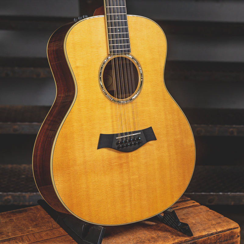 2012 Taylor GSE 12-String Acoustic Guitar, Sitka Spruce Top, Rosewood Back & Sides- Natural