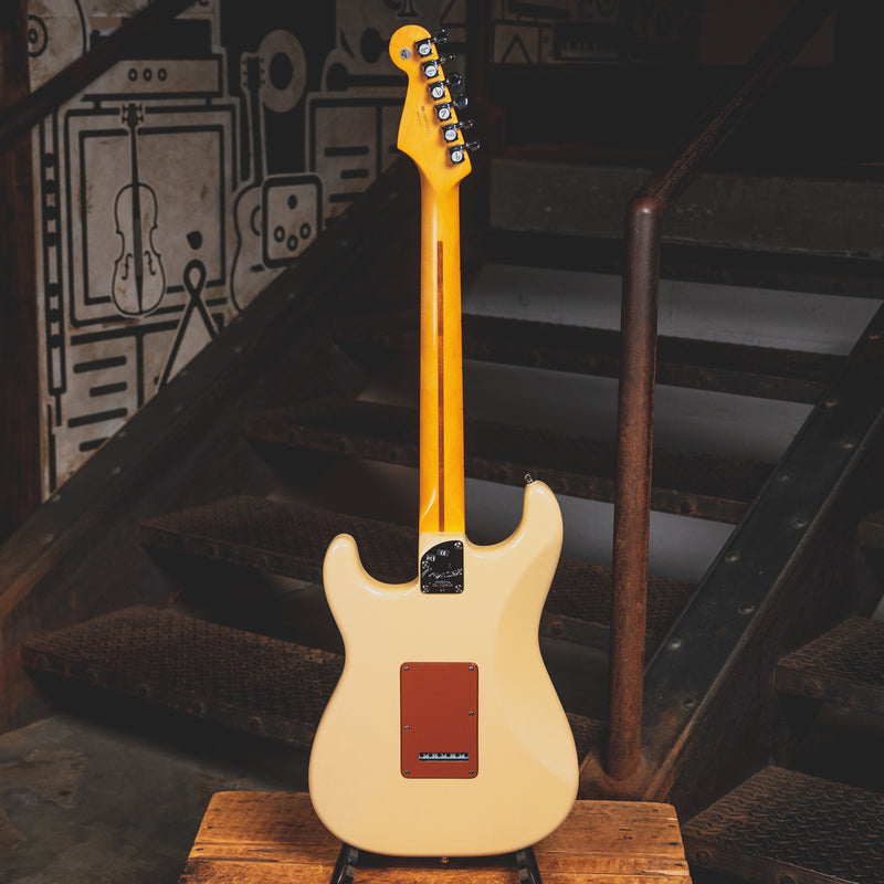 2006 Fender American Deluxe Stratocaster Electric Guitar, Honey Blonde w/ OHSC - Used