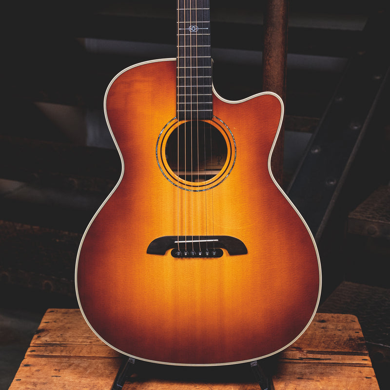 2021 Alvarez Yairi GYM70CESHB Sunburst Acoustic Guitar W OHSC Used