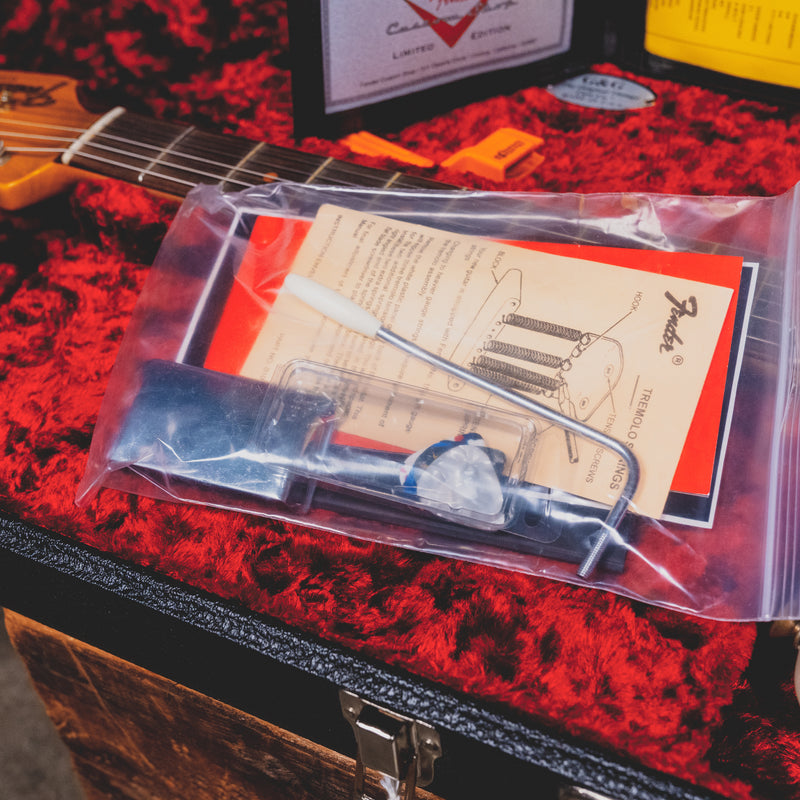 2018 Fender Custom Shop '64 Stratocaster Relic Electric Guitar, Super Faded Shell Pink - Used