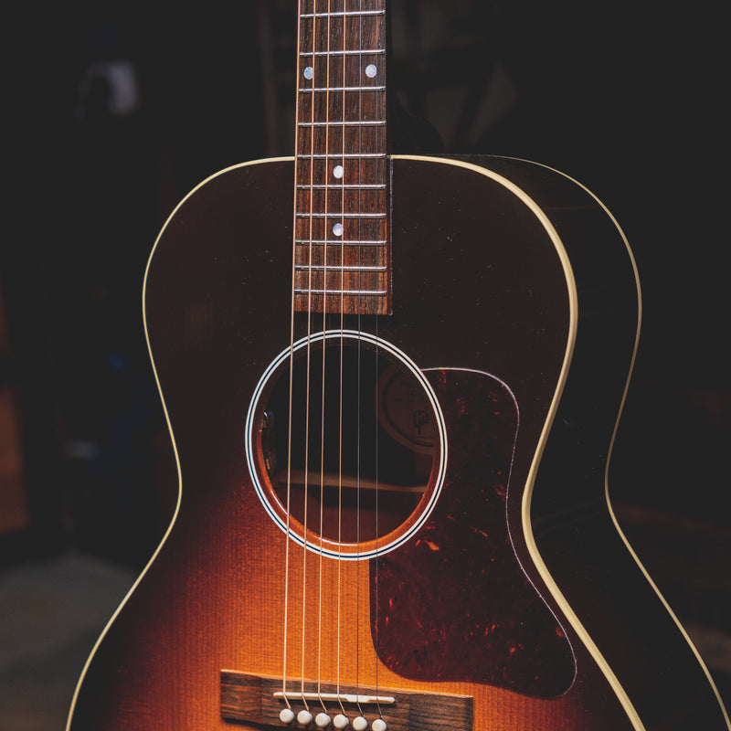 2021 Gibson Acoustic L-00 Guitar, Sunburst W/OHSC - Used