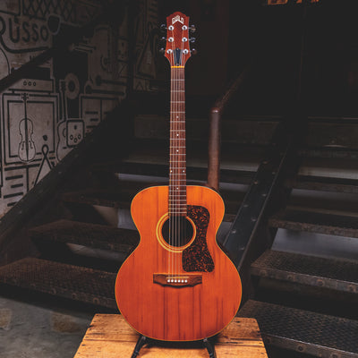 1990 Guild GF25 Acoustic Guitar, Spruce / Mahogany, Natural