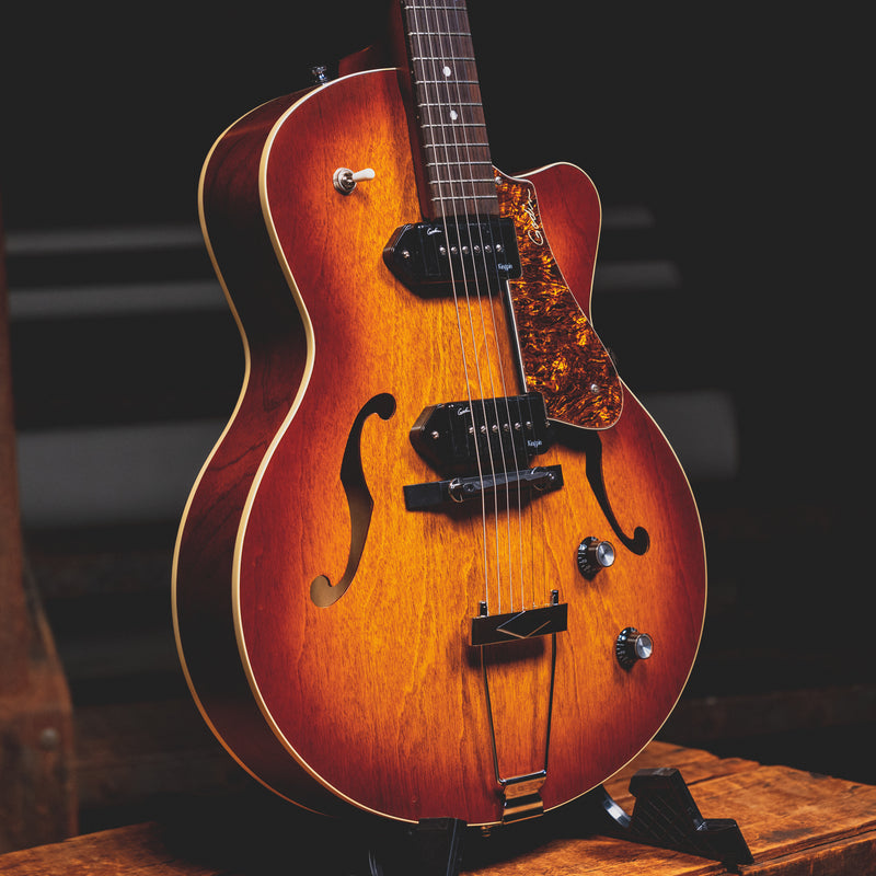 2022 Godin Kingpin II P90 Electric Hollowbody Guitar, Sunburst W/ Gig Bag - Used