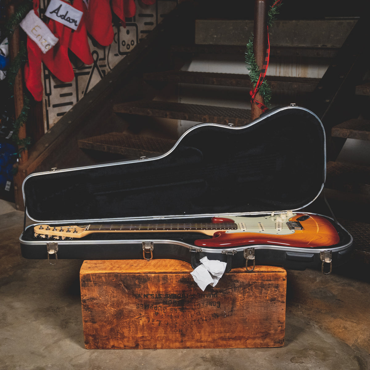 2008 Fender American Deluxe Ash Stratocaster Electric Guitar, Tobacco Sunburst w/Hard Case - Used
