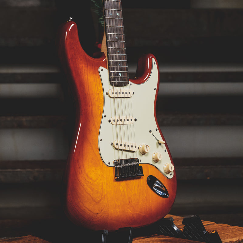 2008 Fender American Deluxe Ash Stratocaster Electric Guitar, Tobacco Sunburst w/Hard Case - Used
