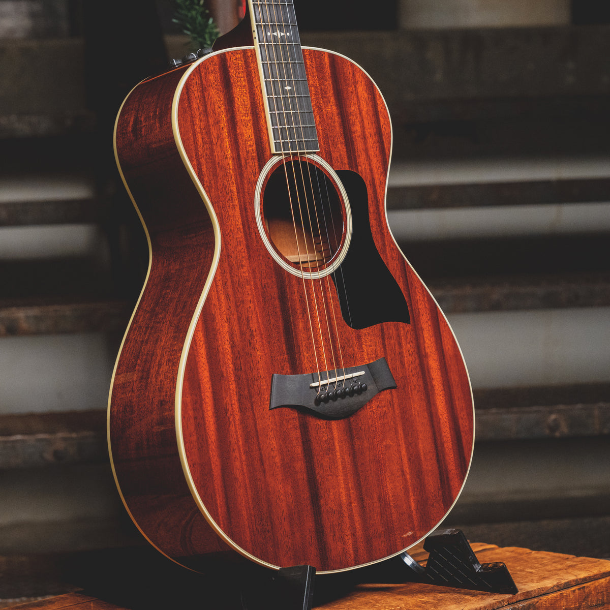 2014 Taylor 522e 12-Fret All-Mahogany Acoustic-Electric Guitar, Natural w/OHSC - Used