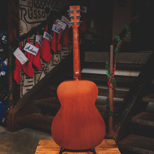 2005 Martin 000-15M Acoustic Guitar, All-Mahogany, Natural w/OHSC - Used