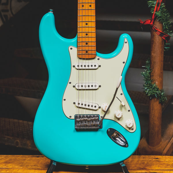 2022年製【Squire|Stratocaster】 2022 Squier 40th Anniversary Vintage Edition Stratocaster, Sea Foam Gr