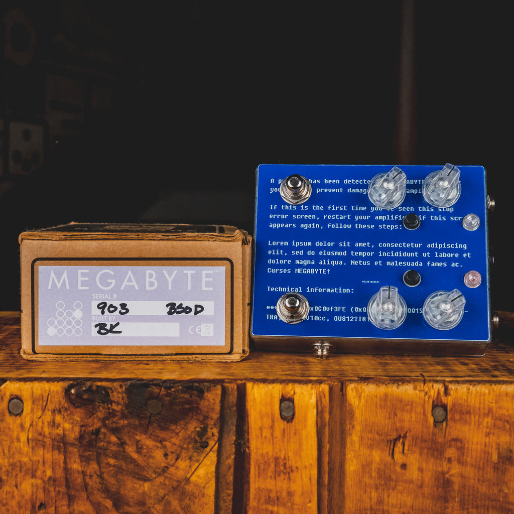 Caroline Guitar Company Megabyte Delay Effect Pedal, Blue