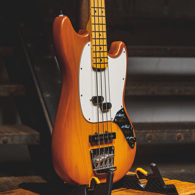 2022 Fender American Performer Mustang Bass, Honey Burst Satin w/OGB - Used