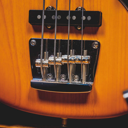 2022 Fender American Performer Mustang Bass, Honey Burst Satin w/OGB - Used