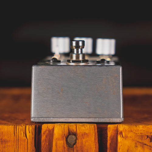 Walrus Audio Julia Analog Chorus/Vibrato V2, Platinum Edition w/Box - Used