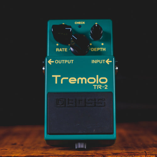 Boss TR-2 Trémolo Pedal de Efectos Guitarra | Gear4music Boss TR-2 Trémolo Pedal de Efectos Guitarra | Gear4music