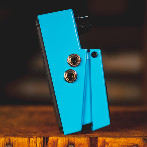 Boss CE-2W Chorus Effect Pedal w/Original Box - Used