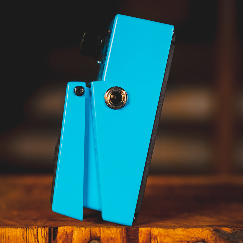 Boss CE-2W Chorus Effect Pedal w/Original Box - Used