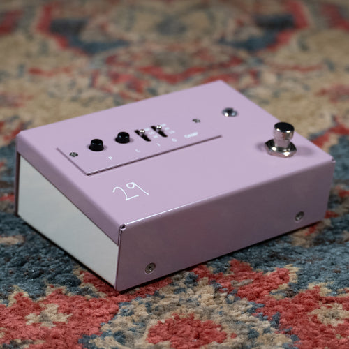 29 Pedals OAMP Output Amplifier Effect Pedal w/Box - Used