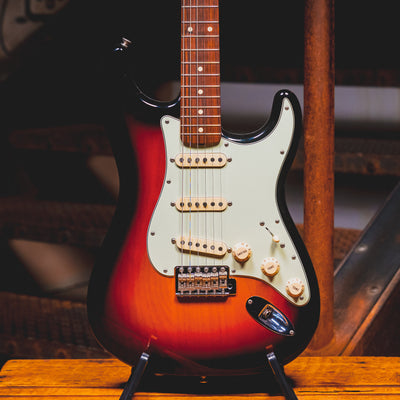 2017 Fender Classic Series '60s Stratocaster, 3-Color Sunburst w/Gig Bag - Used