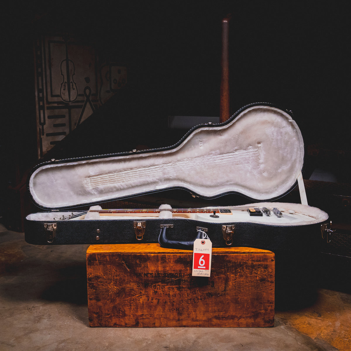2012 Gibson Les Paul Studio Electric Guitar, Alpine White w/ OHSC - Used