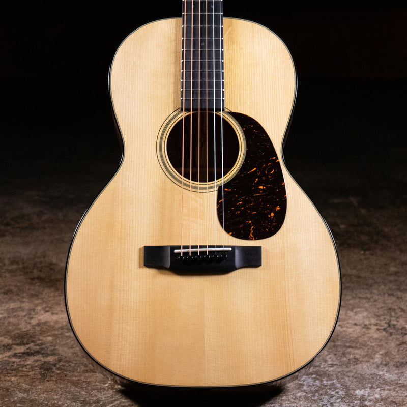 2023 Martin Custom Shop 00-18 Acoustic Guitar, Adirondack Spruce/Sinker Mahogany w/OHSC - Used