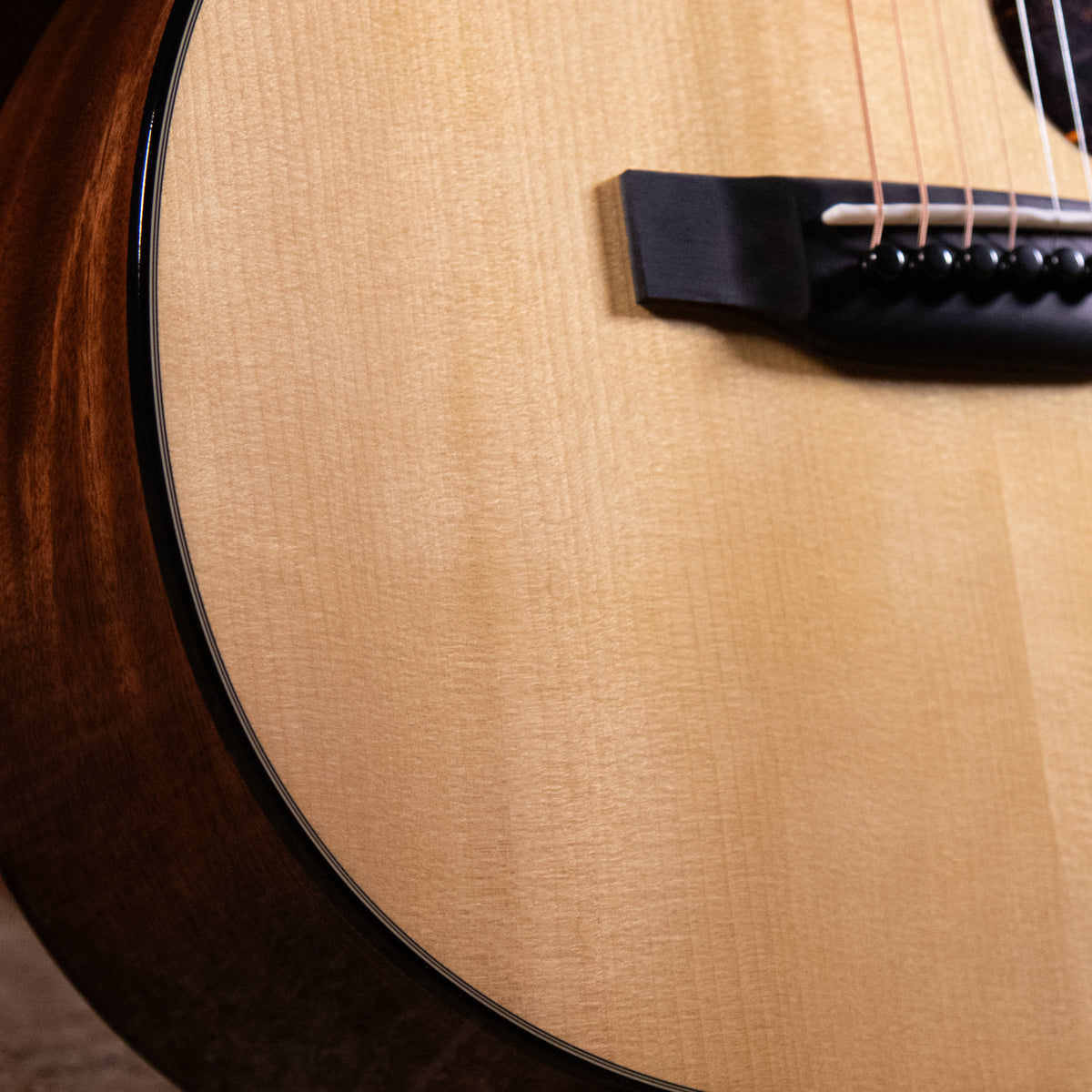 2023 Martin Custom Shop 00-18 Acoustic Guitar, Adirondack Spruce/Sinker Mahogany w/OHSC - Used