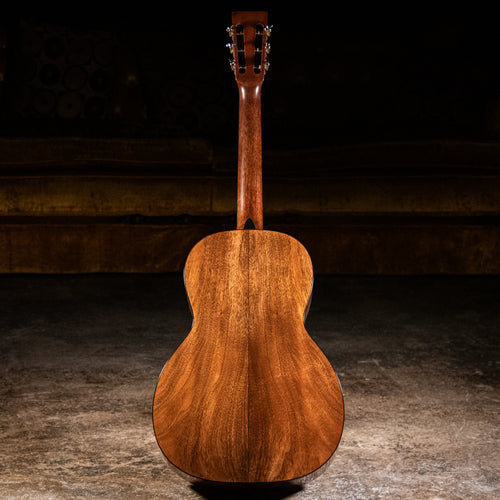 2023 Martin Custom Shop 00-18 Acoustic Guitar, Adirondack Spruce/Sinker Mahogany w/OHSC - Used