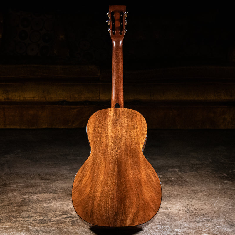 2023 Martin Custom Shop 00-18 Acoustic Guitar, Adirondack Spruce/Sinker Mahogany w/OHSC - Used
