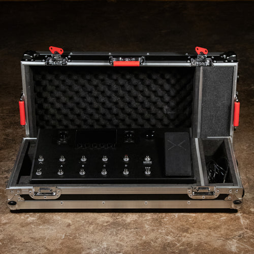 Line 6 Helix LT Multi Effect Pedal Floorboard w/Gator Tour Case - Used