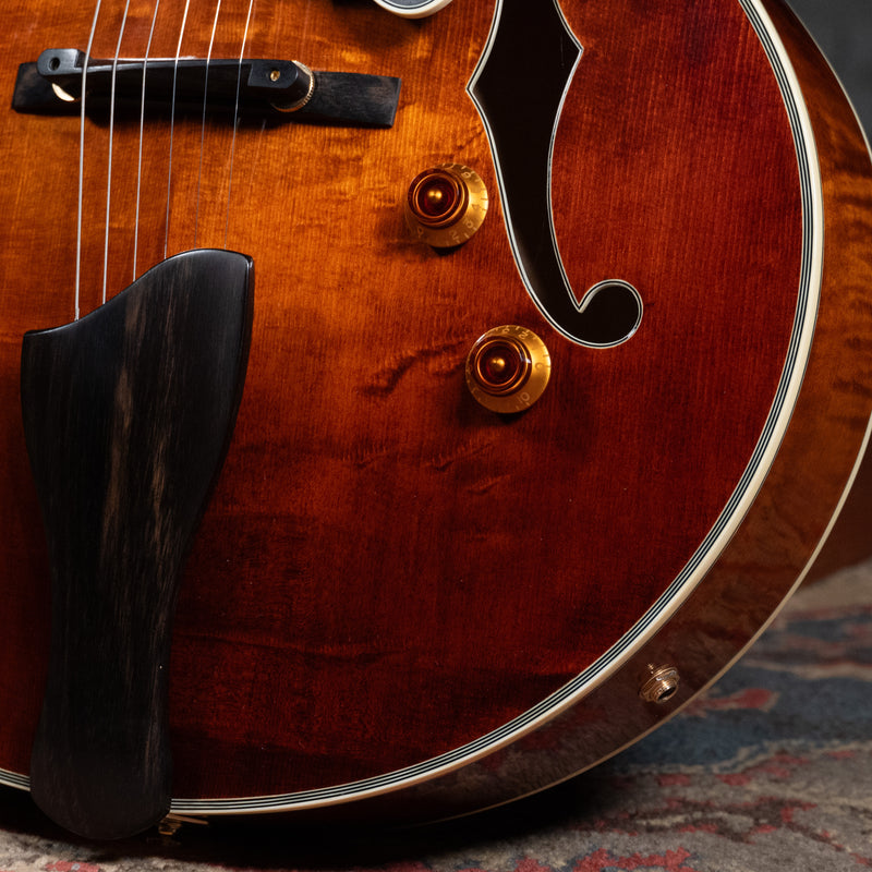 2014 Eastman AR803CE Archtop Electric Guitar, Darkburst w/Soft Case - Used