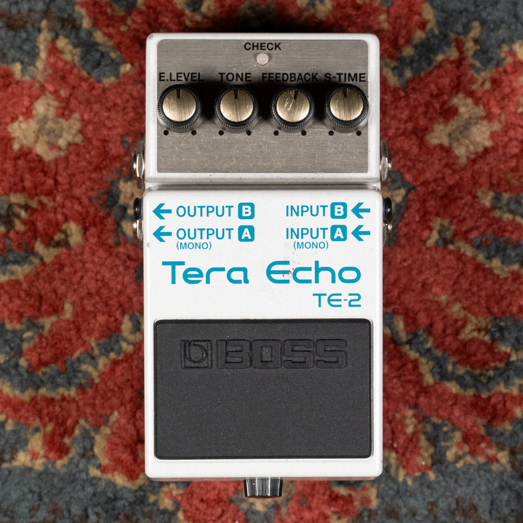 boss tera echo pedal Boss TE-2 Tera Echo Stereo Delay Effect Pedal