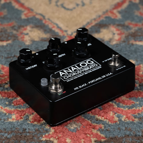Mr. Black Analog Chorus/Vibrato Deluxe Effect Pedal - Used