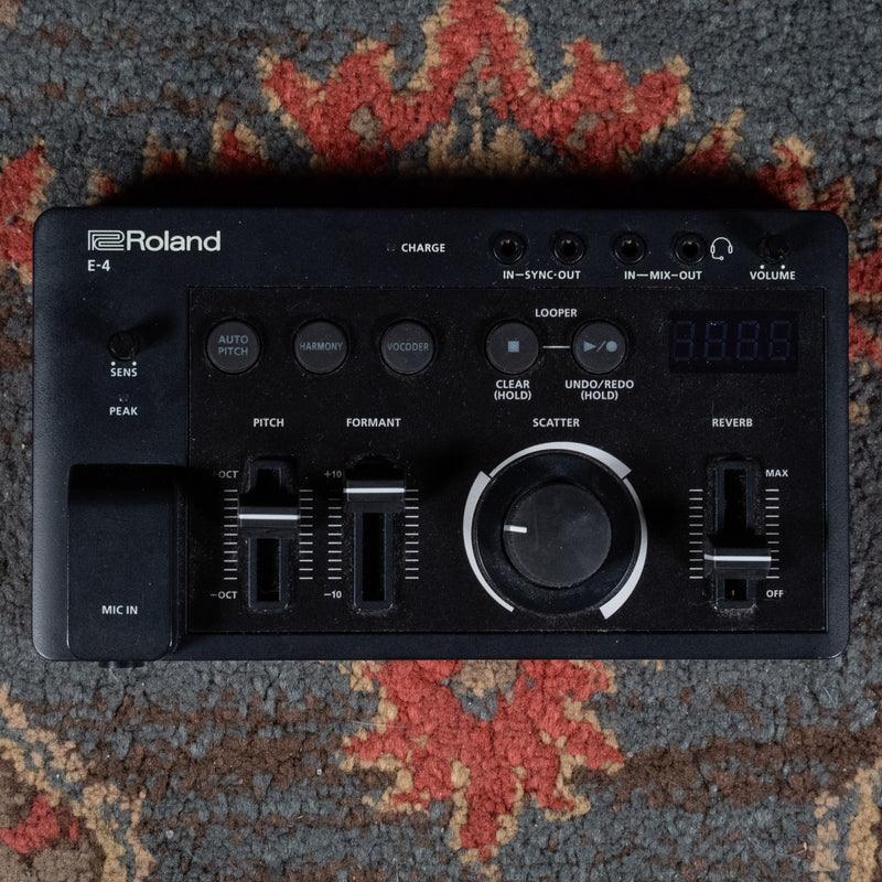 Roland Juno JD-Xi Analog/Digital Synth w/ E-4 Voice Tweaker - Used