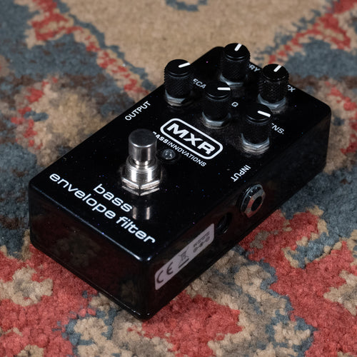 bass envelope pedal MXR M82 Bass Envelope Filter Effect Pedal